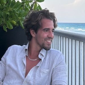 Meet your Posher, Jake